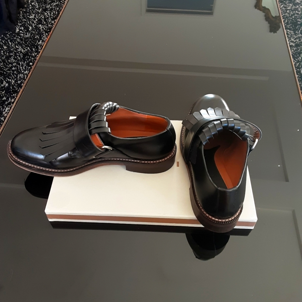 Marina shoes in excellent condition.